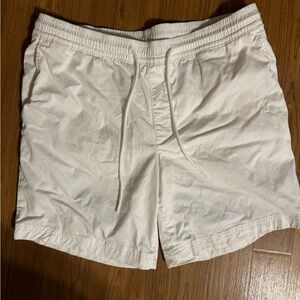 White mens shorts, size large